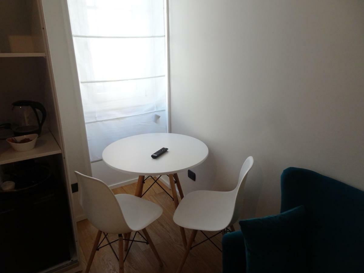 Apartamento Blue Design In Casa Epoca Isola Garibaldi Milán