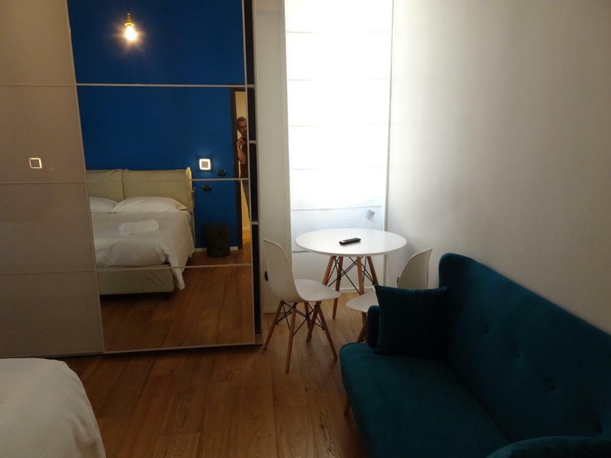 Apartamento Blue Design In Casa Epoca Isola Garibaldi